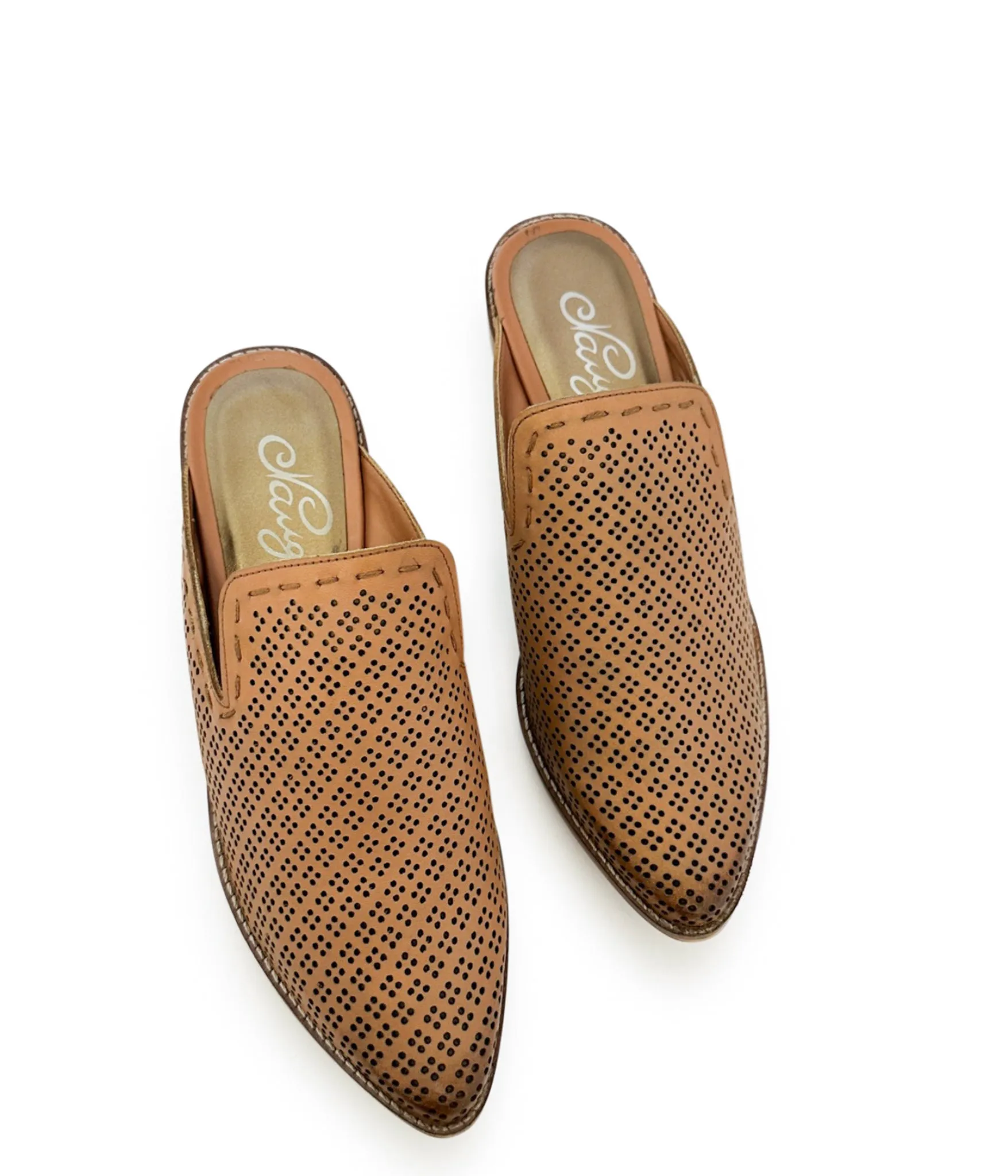 Carisma Flats in Camel