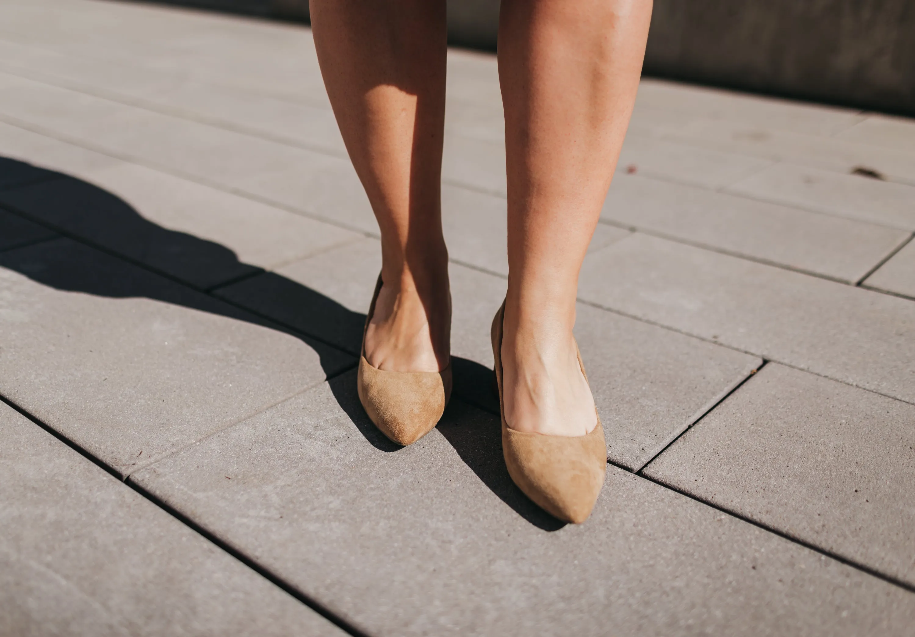 Ladies Suede Block Heel Pump