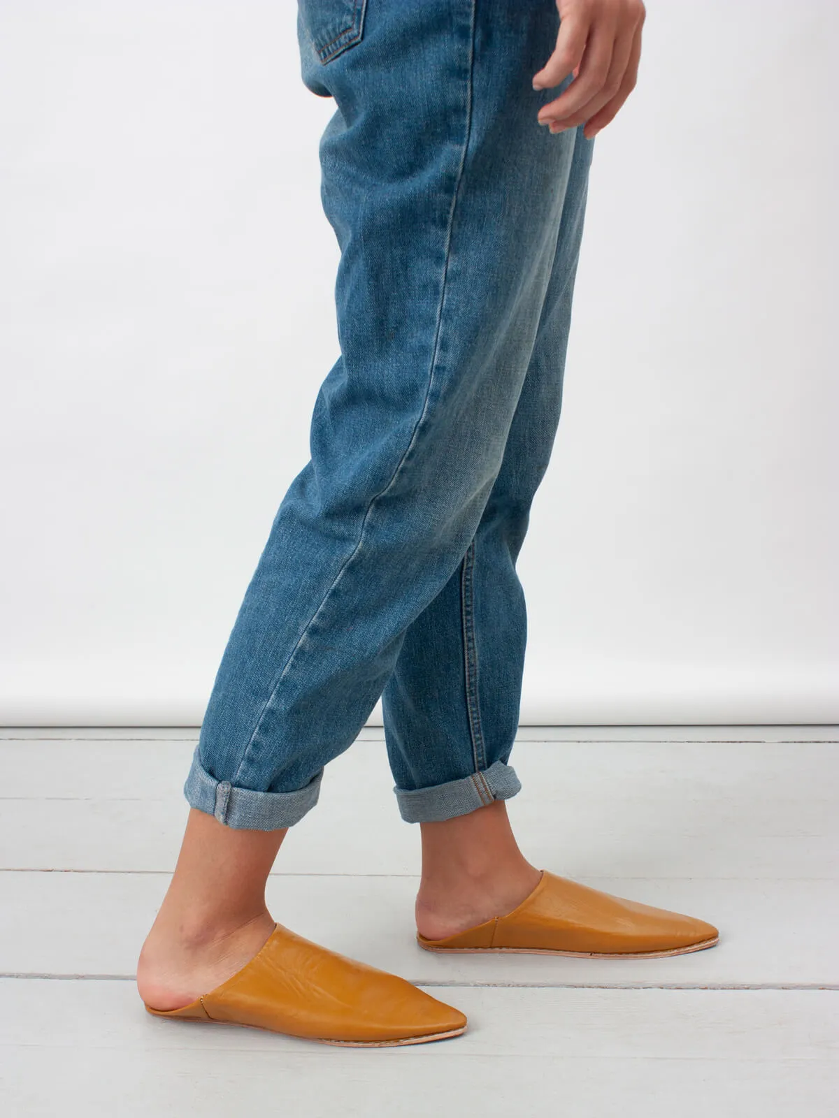 Moroccan Classic Pointed Babouche Slippers, Mustard