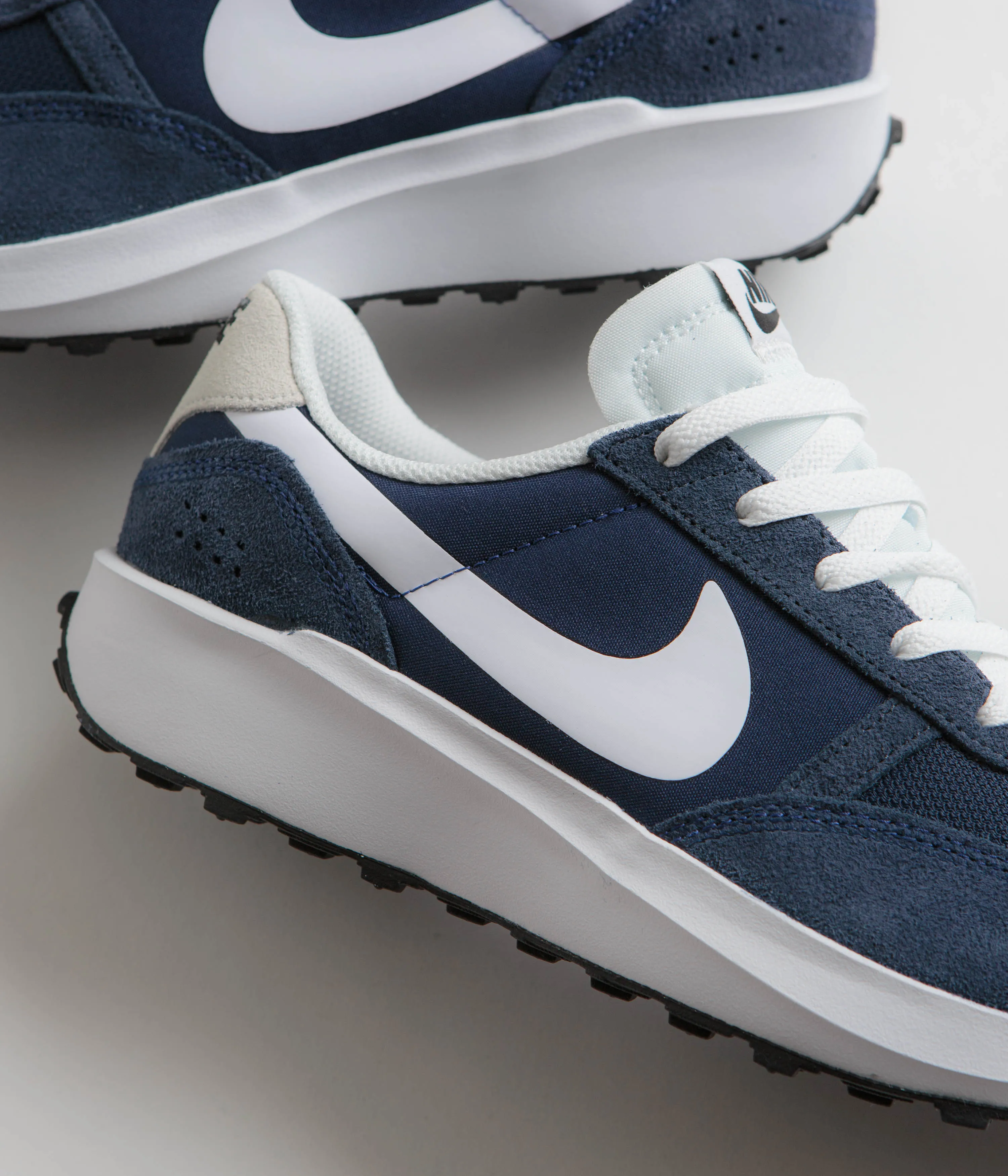 Nike Waffle Nav Shoes - Midnight Navy / White - Obsidian