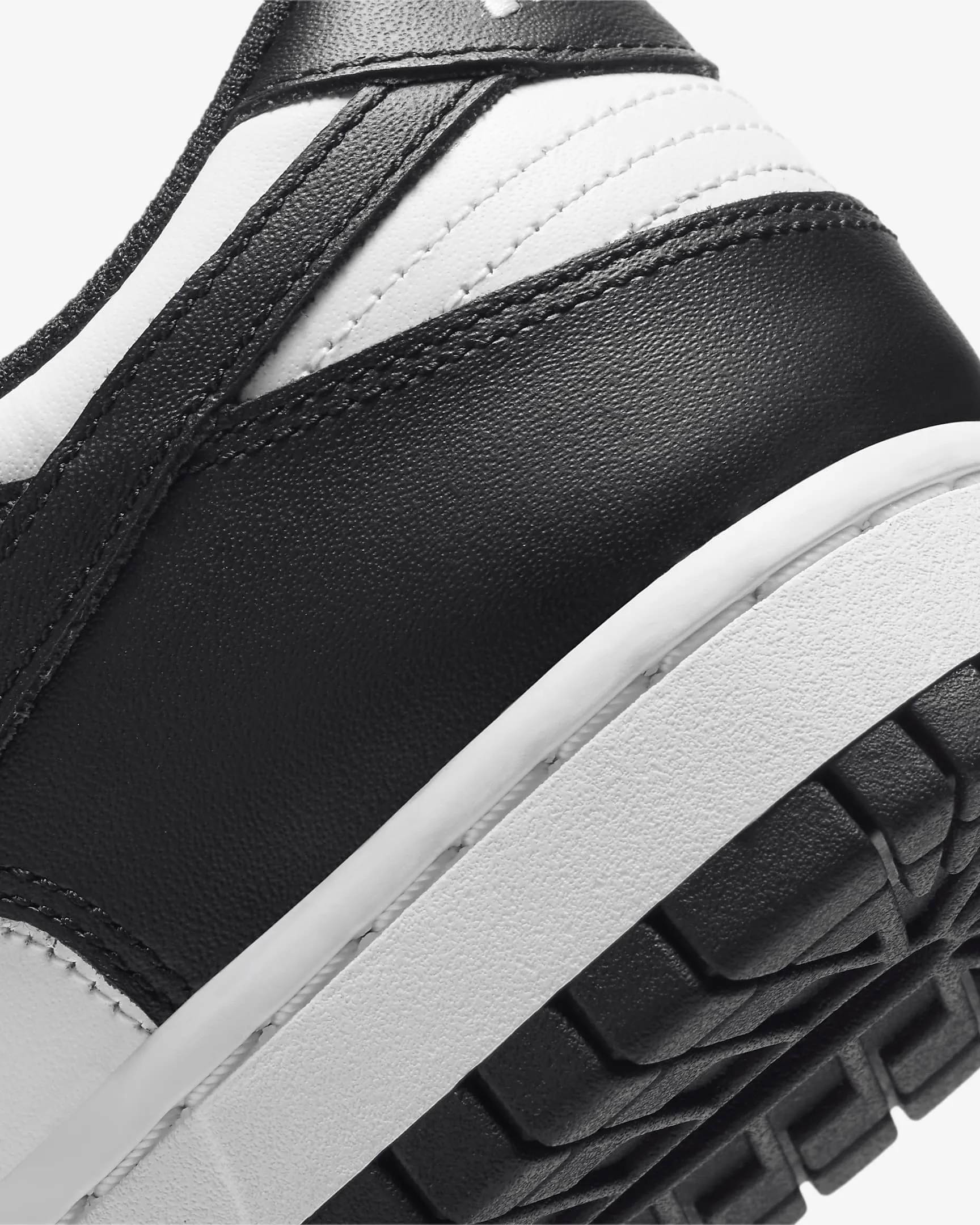 Nike Women's Dunk Low Shoes - White / Black