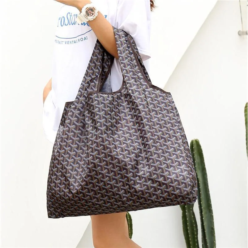 Stylish shopping bag