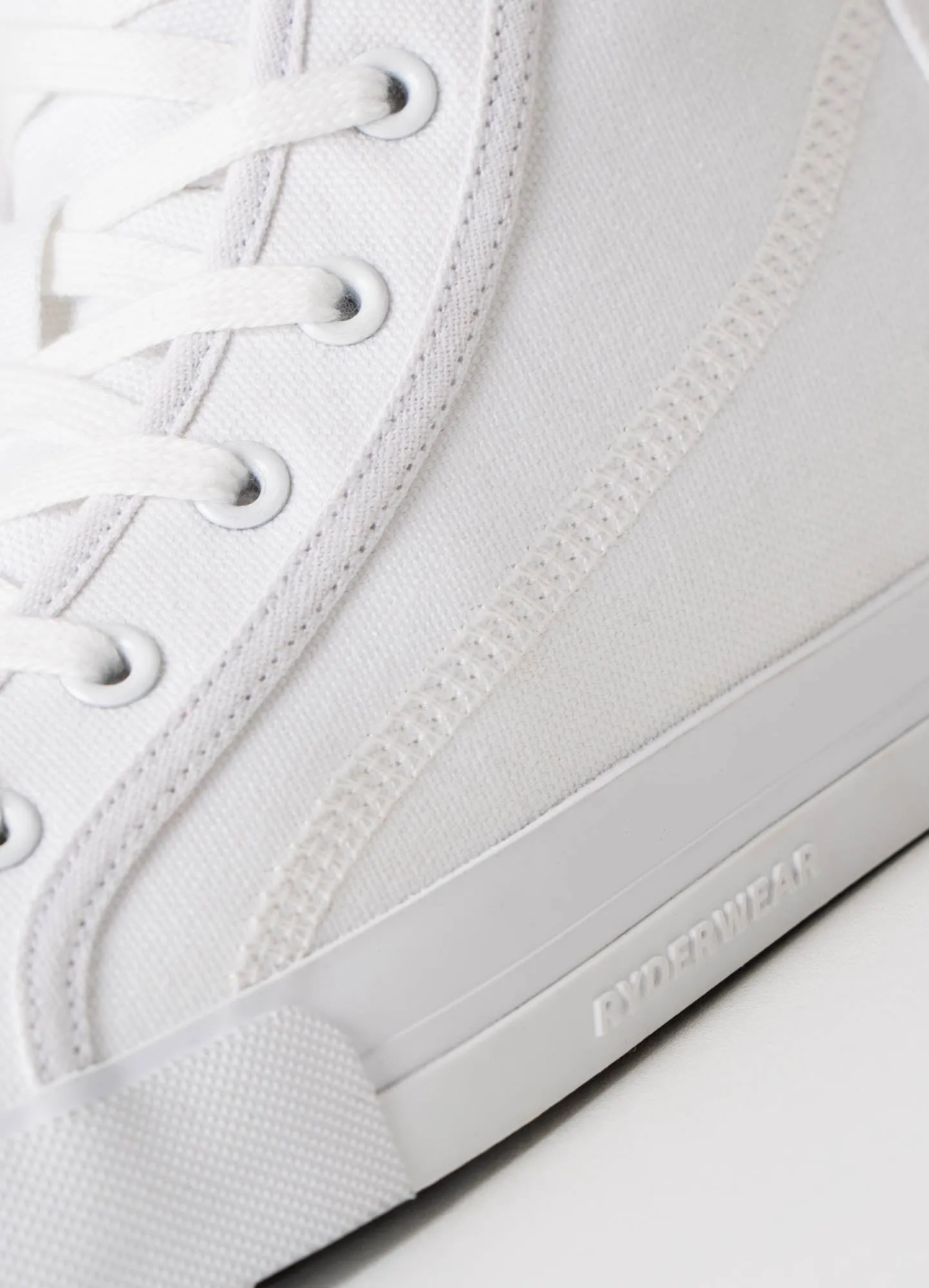 Vulcanised High Top - White